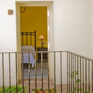 Pensión Sixto Rota